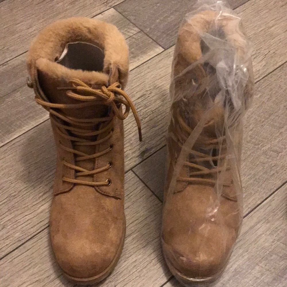 Tan faux fur boots